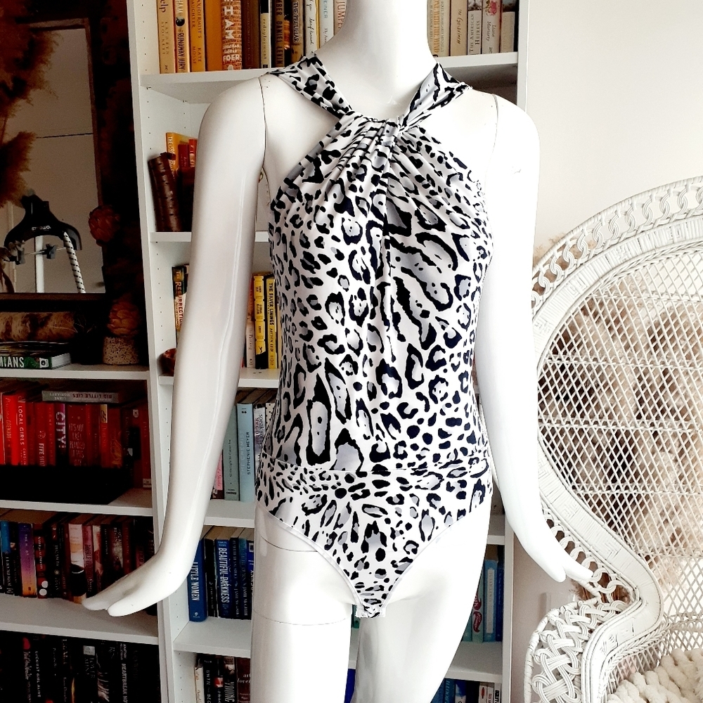 New Cache Black White Animal Print Bodysuit P1560
